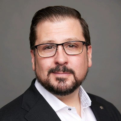Dave Kinlough, VP of Sales at Samsung SDS America